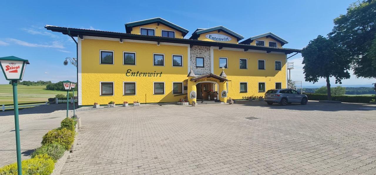 Landgasthof Entenwirt Tarsdorf Buitenkant foto