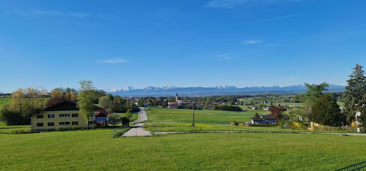 Landgasthof Entenwirt Tarsdorf Buitenkant foto