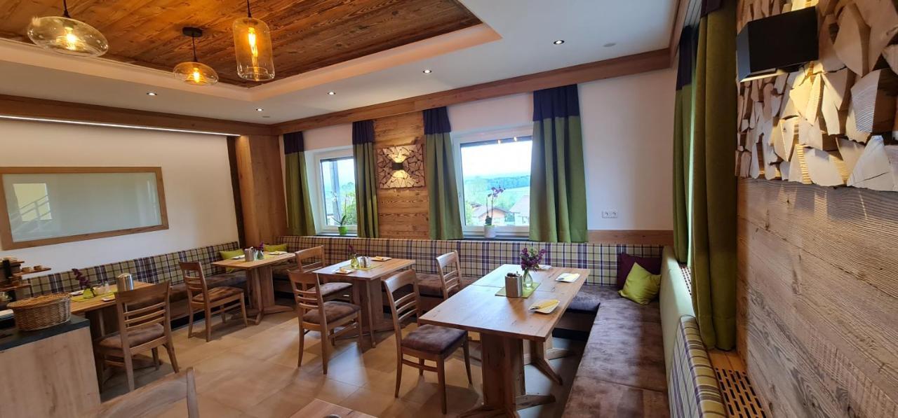 Landgasthof Entenwirt Tarsdorf Buitenkant foto