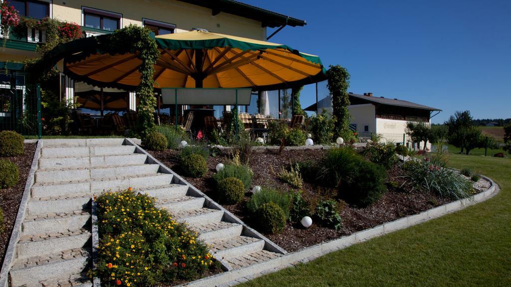 Landgasthof Entenwirt Tarsdorf Buitenkant foto